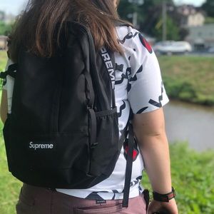 Meet your Posher, Holly